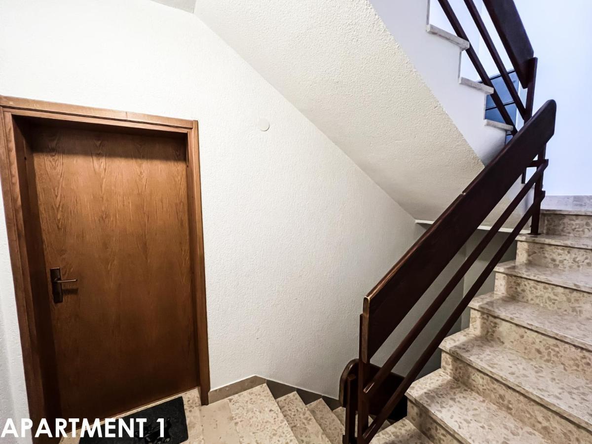 Maestral Apartments Vrsar Buitenkant foto
