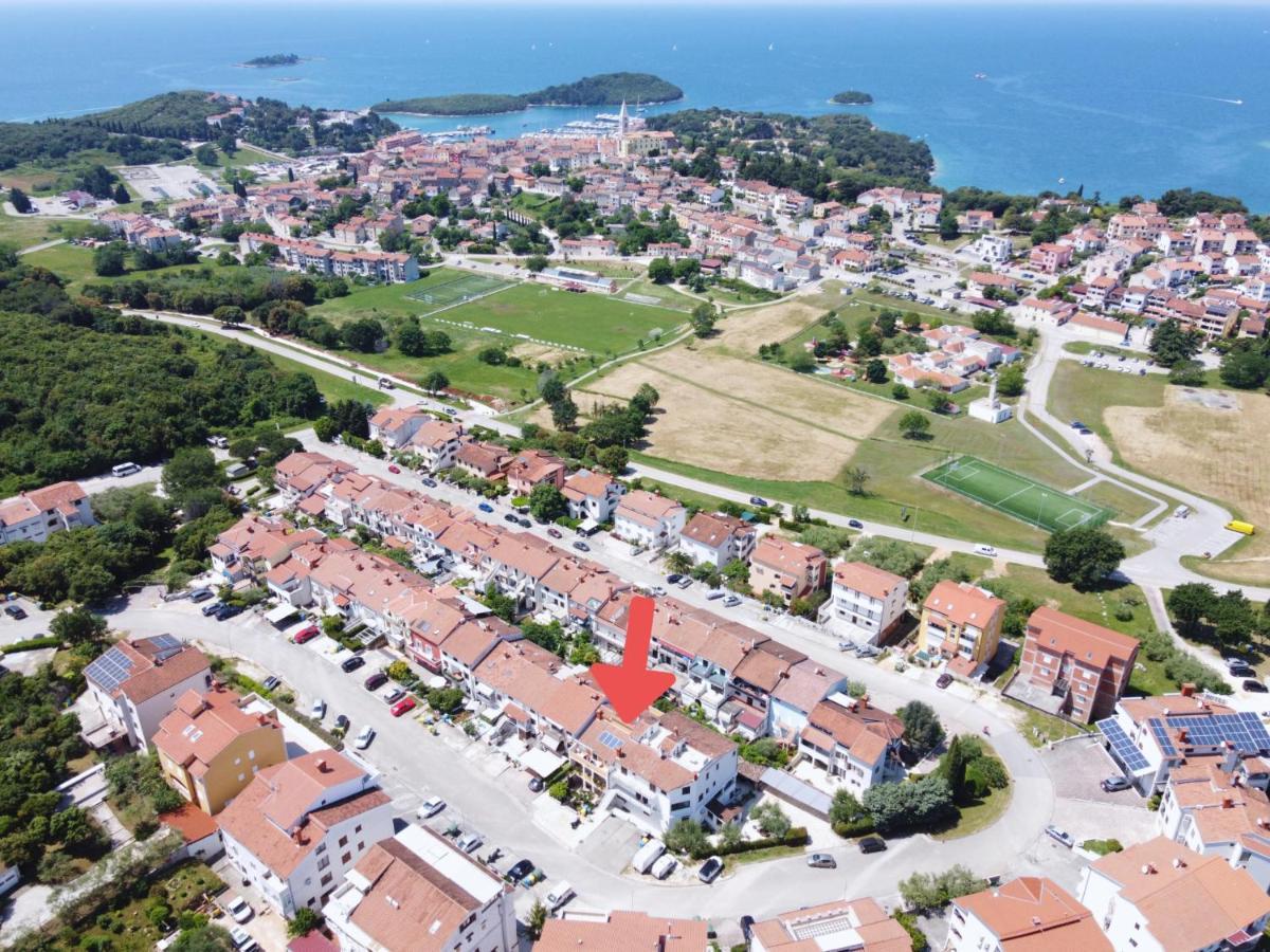 Maestral Apartments Vrsar Buitenkant foto
